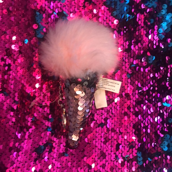 Pretty Sequin Ice Cream Cone Keychain - Picture 3 of 7